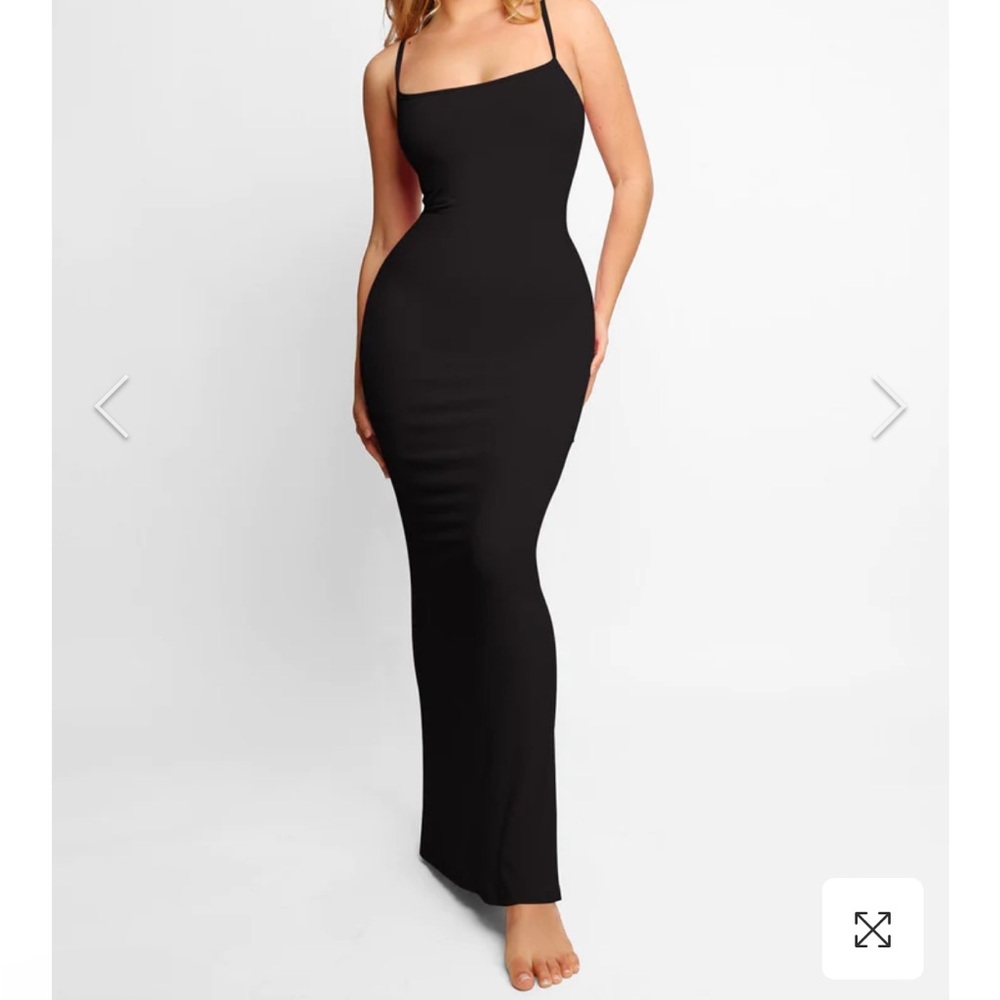 Popilush black shaper dress